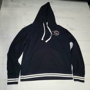 Hustle Gang Hoodie Sweatshirt Roaring Bear Graphic Patch.